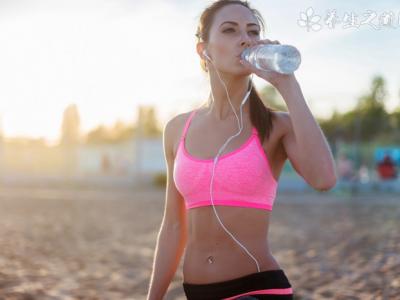 科學飲水的方法