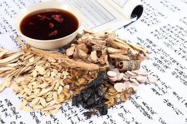 補中益氣丸治19種病,可補脾胃治內臟下垂/厭食癥/肝炎/肌無力-易網<a href=http://www.xllyou.com/ target=_blank class=infotextkey>健康養生</a>網 補中益氣丸治19種病,可補脾胃治內臟下垂/厭食癥/肝炎/肌無力