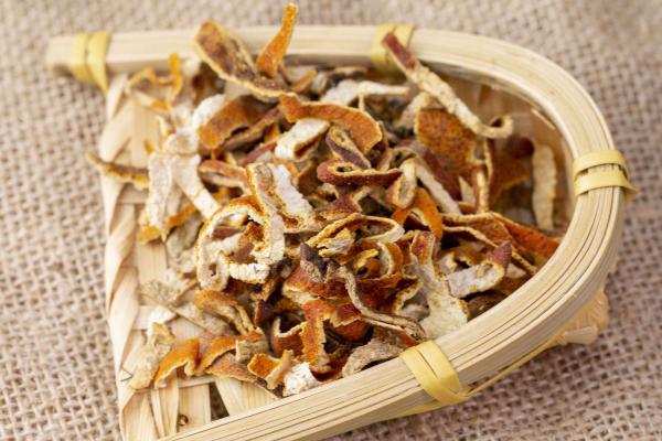 陳皮是什么水果的皮-易網(wǎng)<a href=http://www.xllyou.com/ target=_blank class=infotextkey>健康養(yǎng)生</a>網(wǎng) 陳皮是什么水果的皮