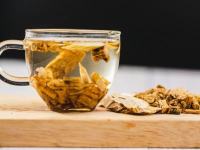 黃芪和西洋參能一起泡水喝嗎