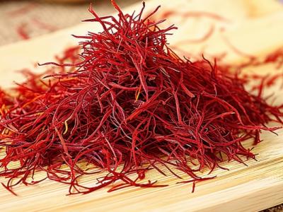 藏紅花泡腳好不好